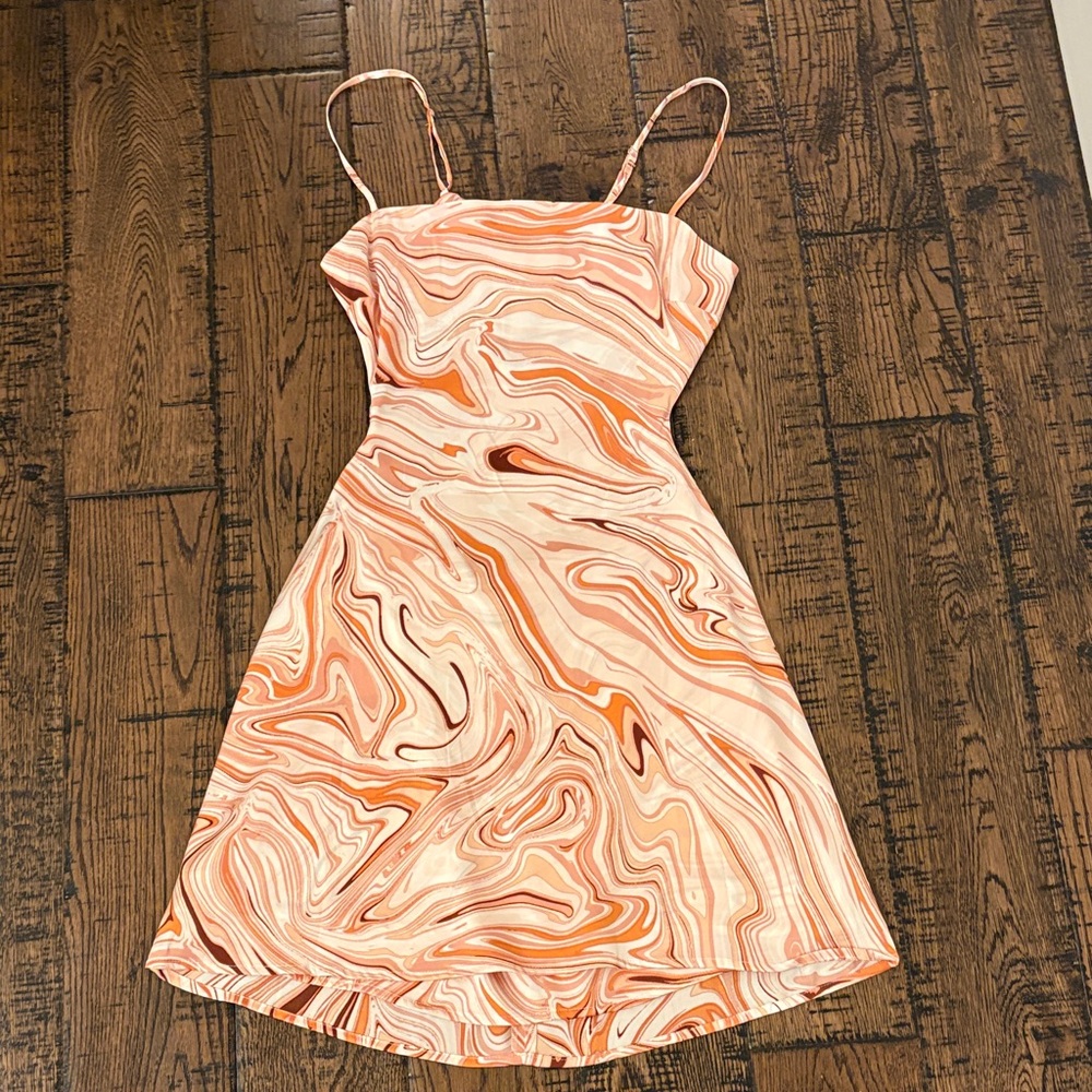 Garage Sleeveless Marble-Print Spaghetti Strap Dress in Peach